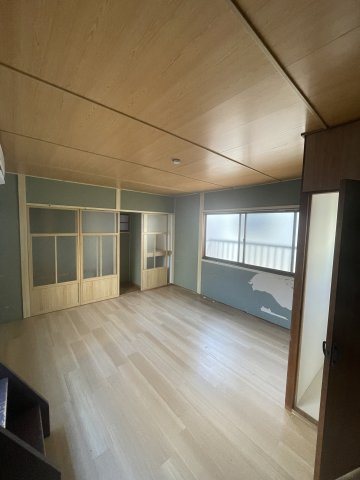 二葉町10丁目一戸建の内装