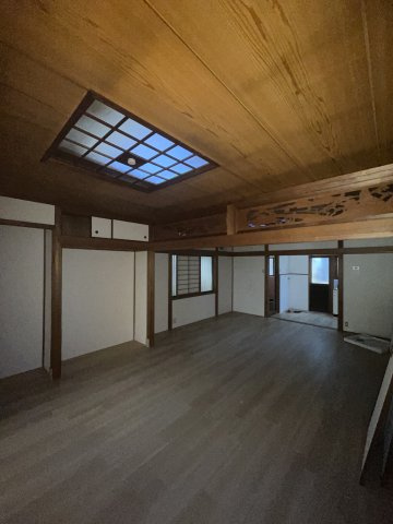 二葉町10丁目一戸建の内装