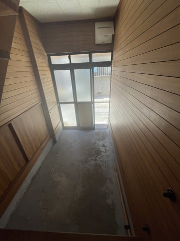 二葉町10丁目一戸建の玄関
