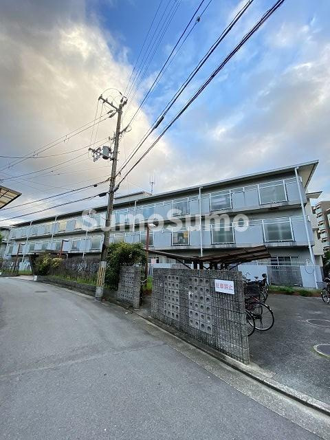 飛鳥グランドパレスの外観