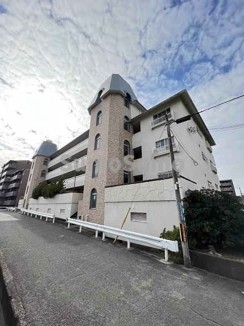 高倉ハイツの外観|建物外観を気になさる方へ、見た目の良い物件です