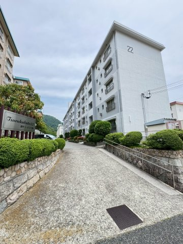 鶴甲コーポ２２号館の外観