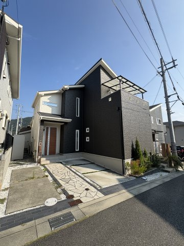 須磨区桜の杜２丁目戸建て