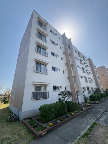 高倉台１１団地５６号棟の外観|きれいな外観です
