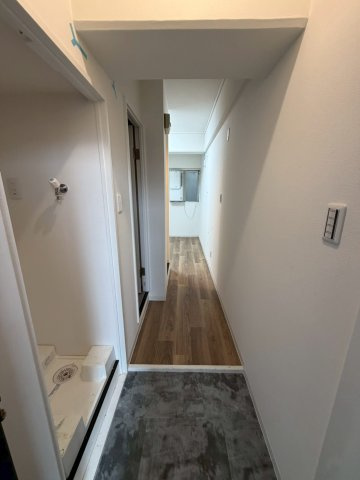 深江本町マンションの洋室
