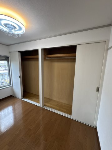 高倉台２丁目２団地１１号棟の収納