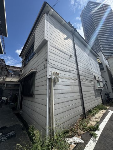 須磨区行幸町１丁目貸家の外観