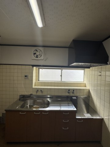 須磨区行幸町１丁目貸家のキッチン