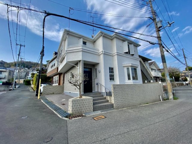 本山北町4丁目貸家