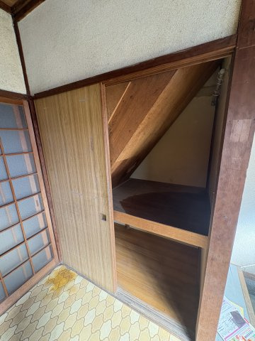 高取山町アパート③の収納
