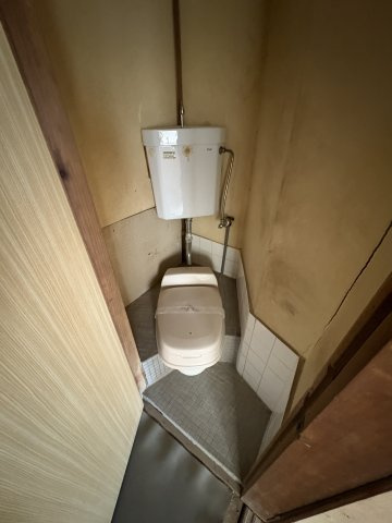 高取山町アパート③のトイレ