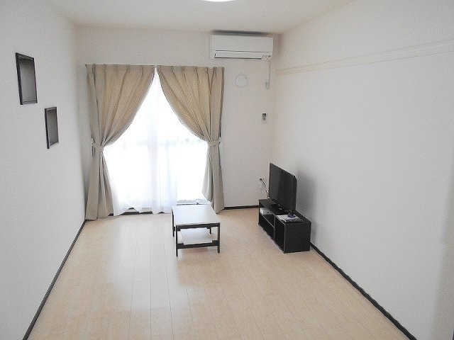 【居間・リビング】 | クレイノヴェリテ | 画像5