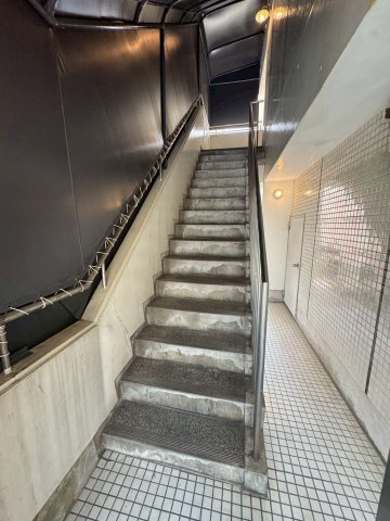 須磨浦ドミトリーのロビー