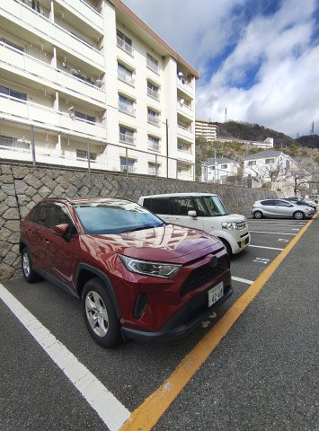 鶴甲コーポ２３号館の駐車場