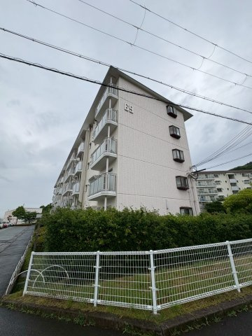 横尾1団地69号棟の外観