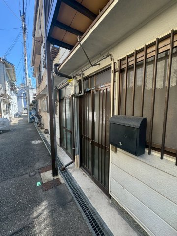 梅ヶ香町1丁目貸家のロビー