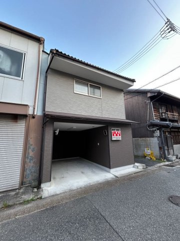 東尻池町7丁目住宅　3のエントランス
