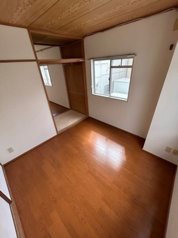 木下マンションの寝室
