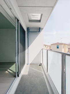 【バルコニー】 | Mon