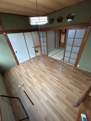 池田広町貸家の居間・リビング