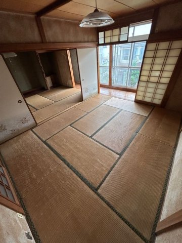 池田広町貸家の和室