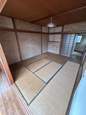 池田広町貸家の和室