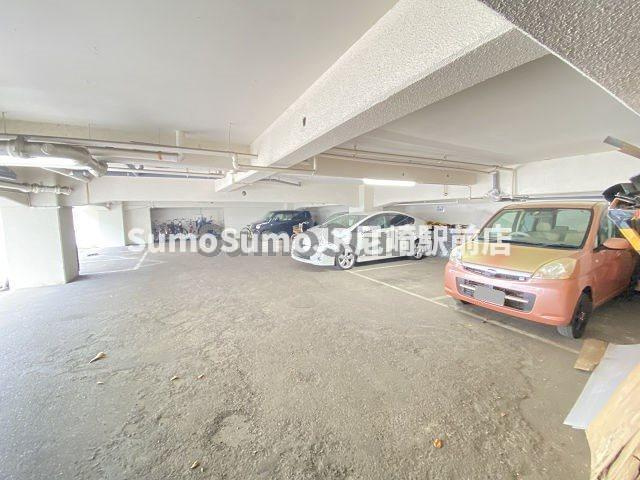 松俊ハイツの駐車場|駐車場があります