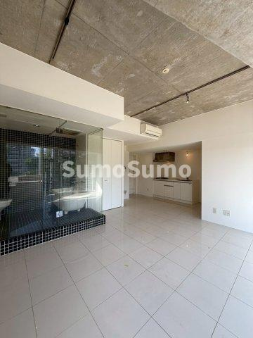 是空NAMBAⅡの居間・リビング|居間です