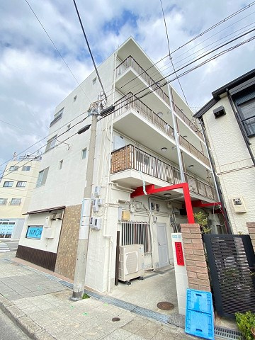 浜甲シーサイドマンションの外観