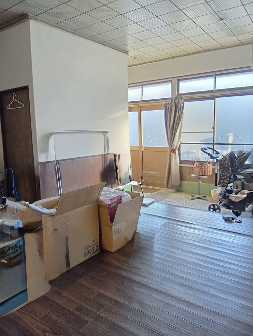 売中古戸建　中央区富塚町のその他|玄関を入ると暮らしが広がる土間のある家。