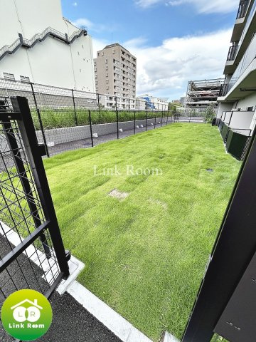 コンフォリア・リヴ豊洲キャナルの庭