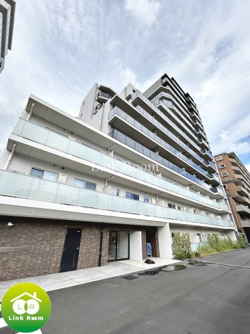 コンフォリア・リヴ豊洲キャナルのエントランス