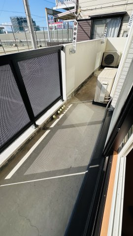 Royalgarden学園通りⅡのバルコニー