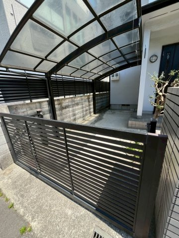 甲子園洲鳥町戸建の駐車場