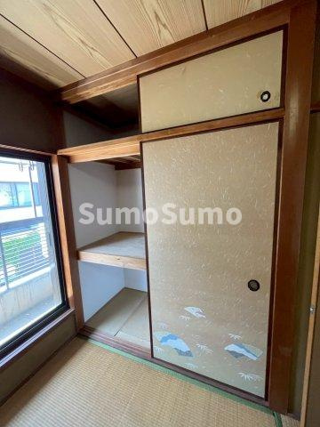 甲⼦園九番町⼾建の和室