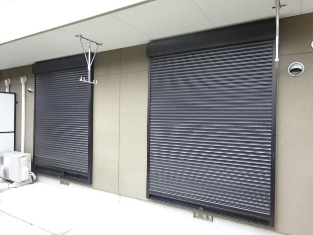 フィールドピアＥの設備|窓シャッター