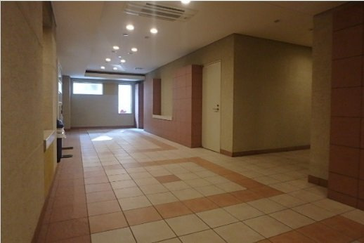 ライジングプレイス浅草弐番館のロビー