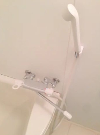 ライジングプレイス浅草弐番館の浴室