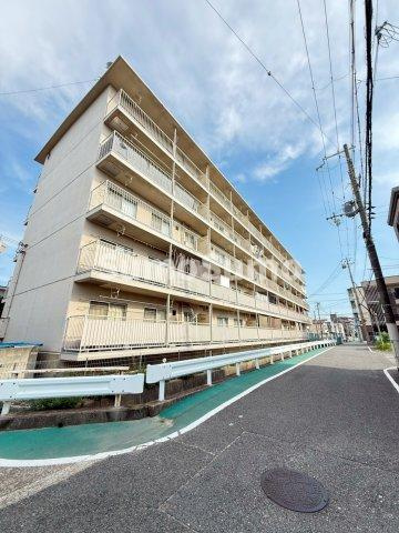 王子住宅１号棟の外観|外はこのようになっています