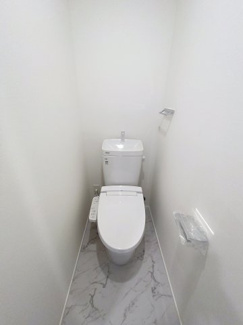 【トイレ】 | Mon | ※同物件、別のお部屋の写真です。