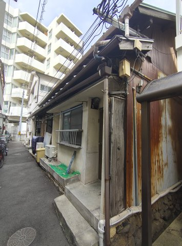 生田町テラスハウス