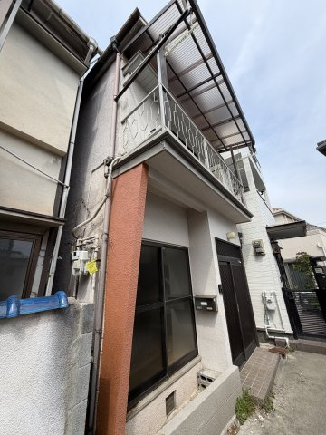 関守町２丁目貸家