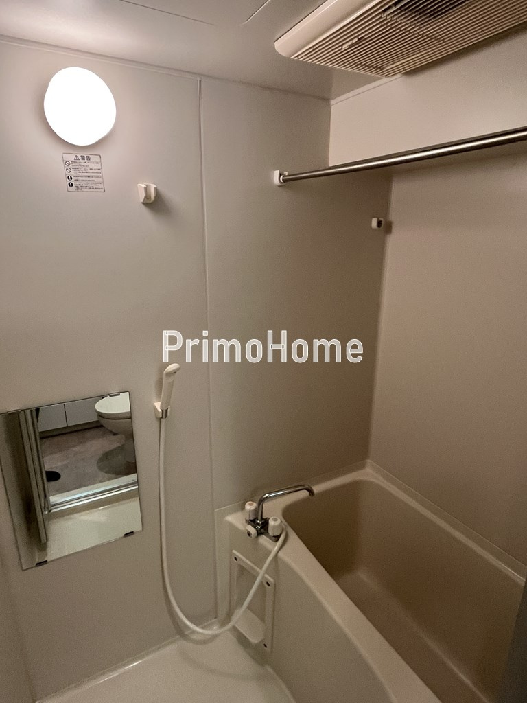 コンテント浅草橋の浴室