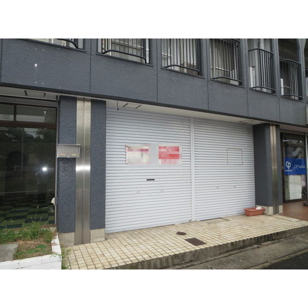 梅野ビルの外観