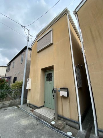 大手町2丁目貸家