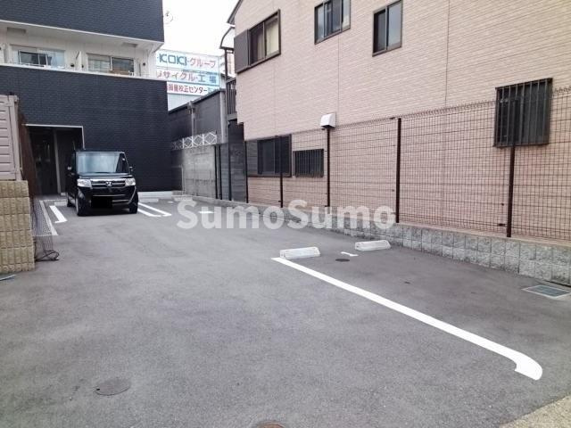 HaTレジデンスの駐車場|駐車場です