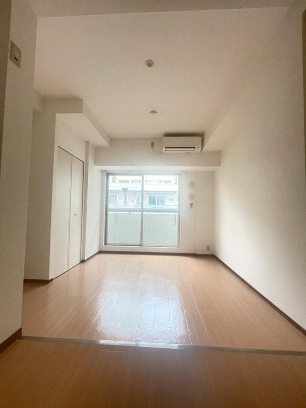 Kitano Flats Plusの居間・リビング