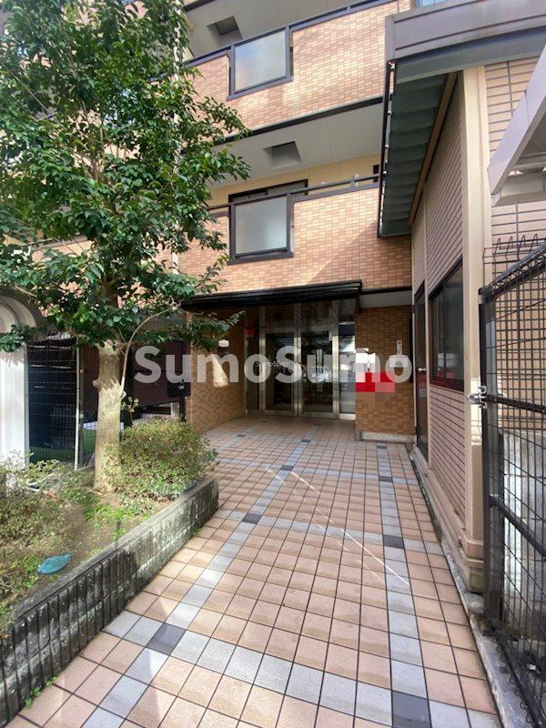 JUNWAマンションⅡの外観
