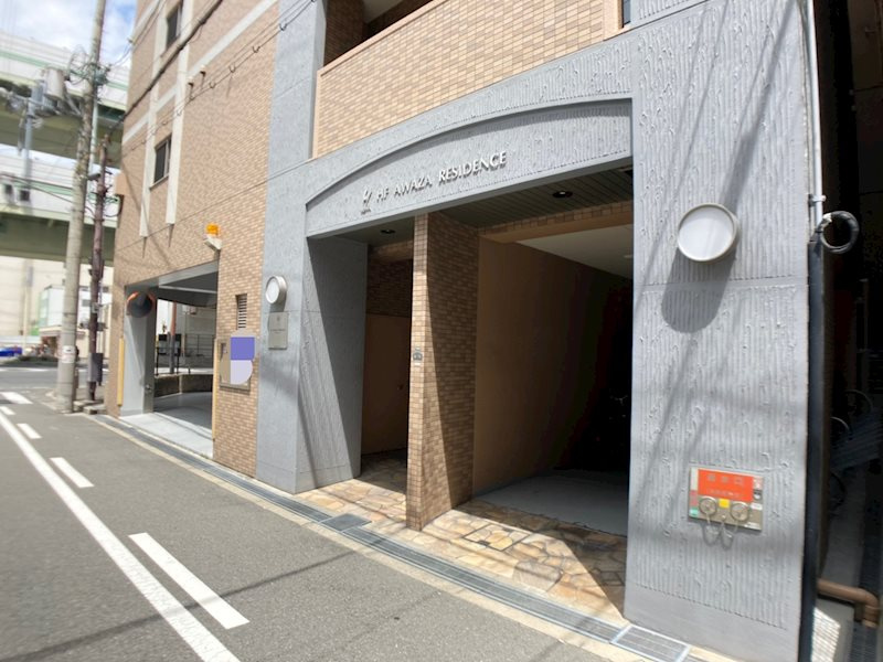 Gran Pino 立売堀のエントランス