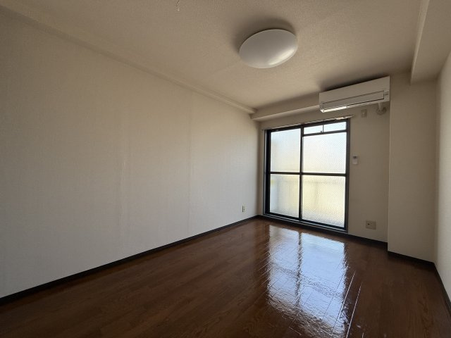 シャルマンフジ御影参番館の居間・リビング